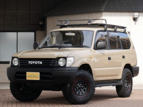 街乗りもアウトドアにも映えな１台！ ９５プラドにARB4x4ツーリングラックを取り付けました💪